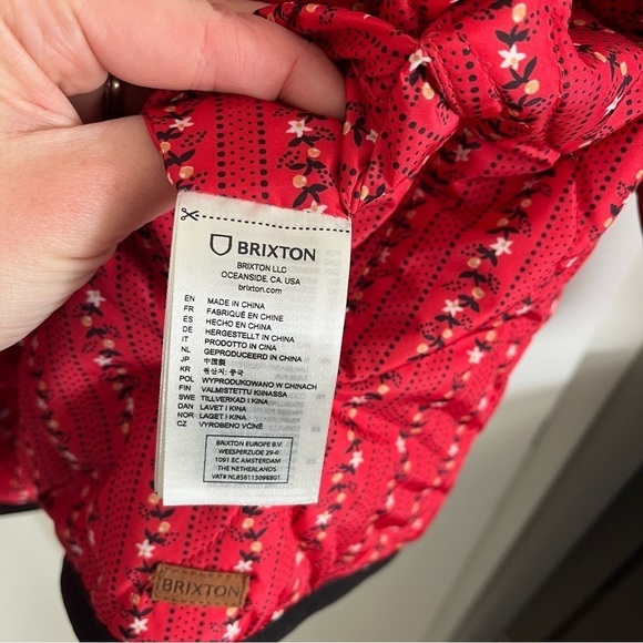 BRIXTON Reversible Faux Shearling Quilted Jacket in Mars Red Prairie Floral - Picture 14 of 16